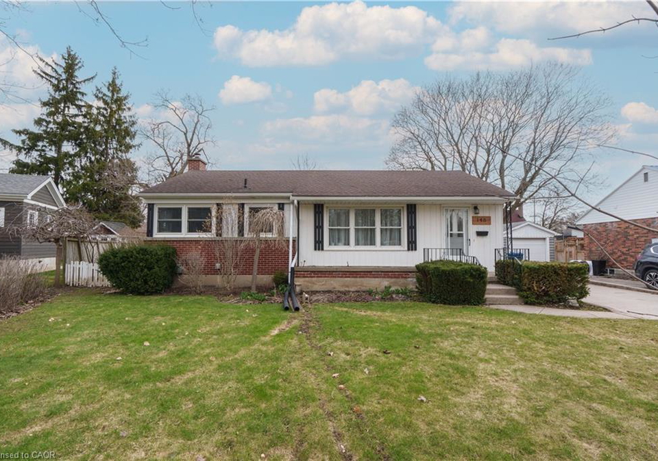 148-glastonbury-crescent-stratford-ontario-40819839