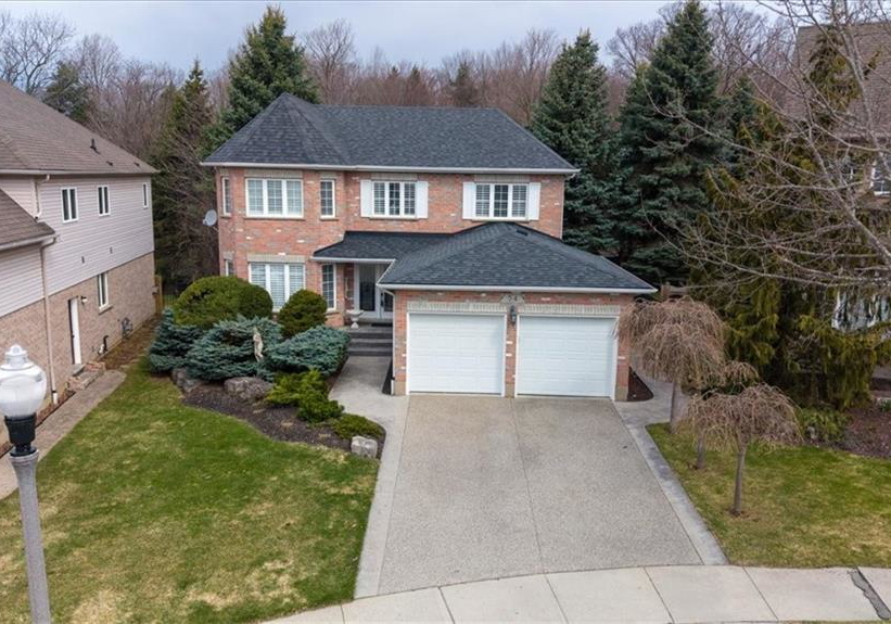 54-woodcrest-court-kitchener-ontario-40819862