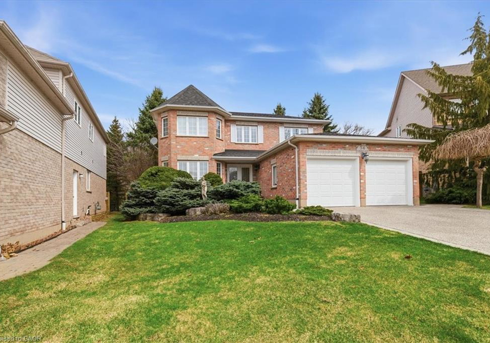 54-woodcrest-court-kitchener-ontario-40819862