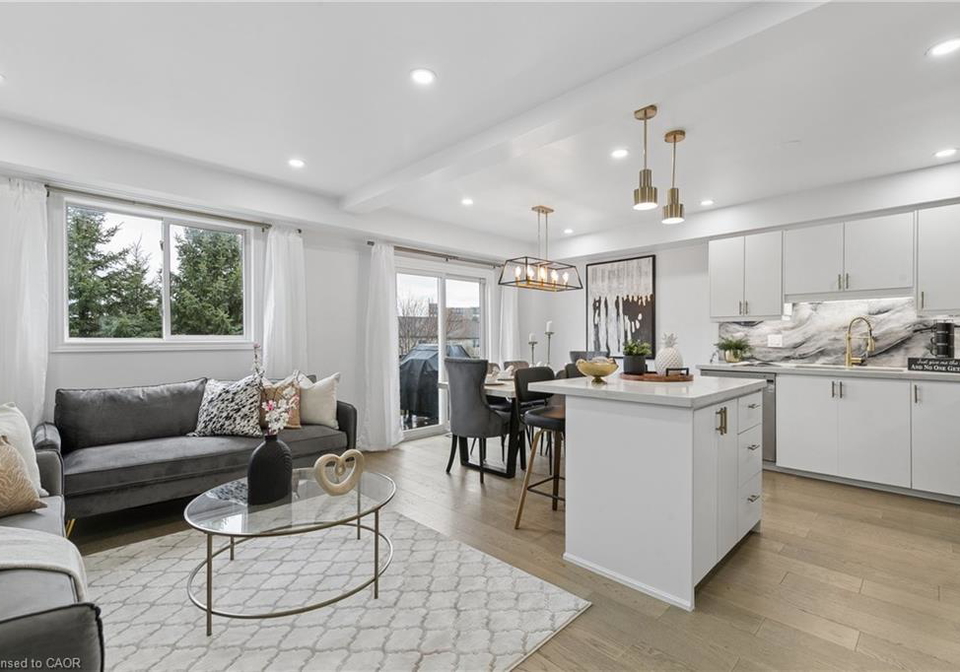 22-golden-terrace-court-kitchener-ontario-40819868