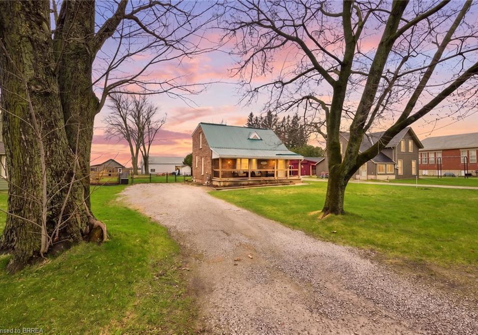 100-la-salette-road-la-salette-ontario-40819962