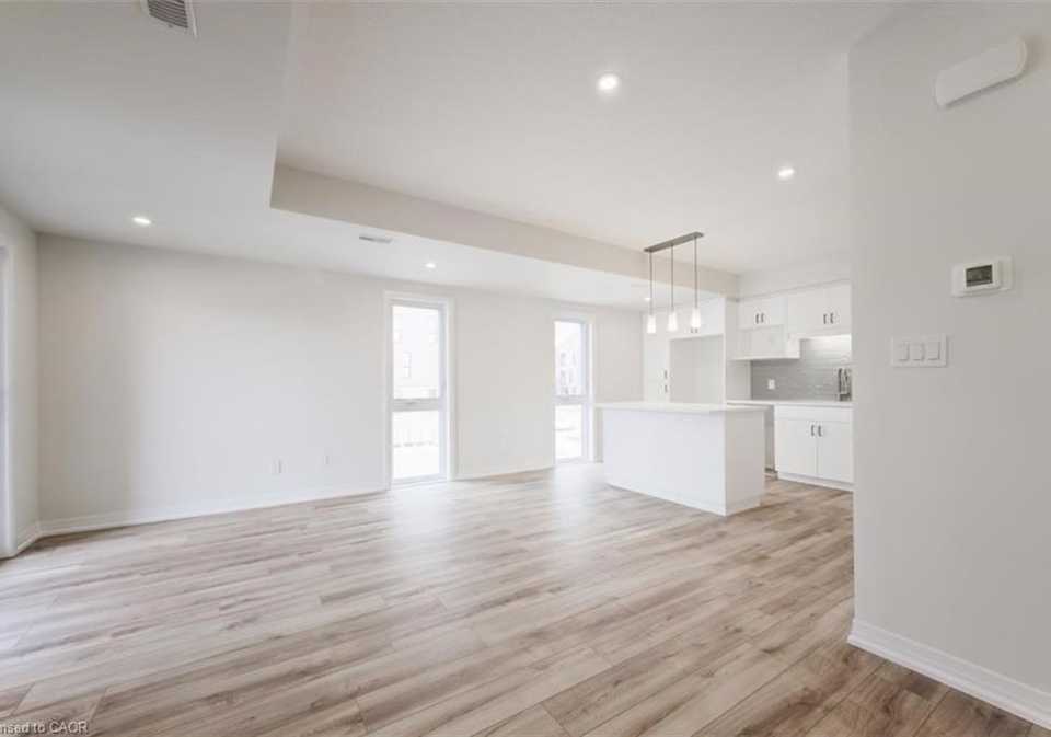 686-benninger-drive-kitchener-ontario-40819973