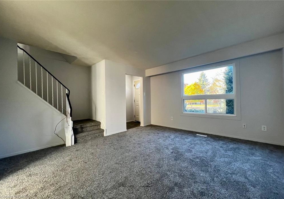 210-carlyle-drive-london-ontario-40819996
