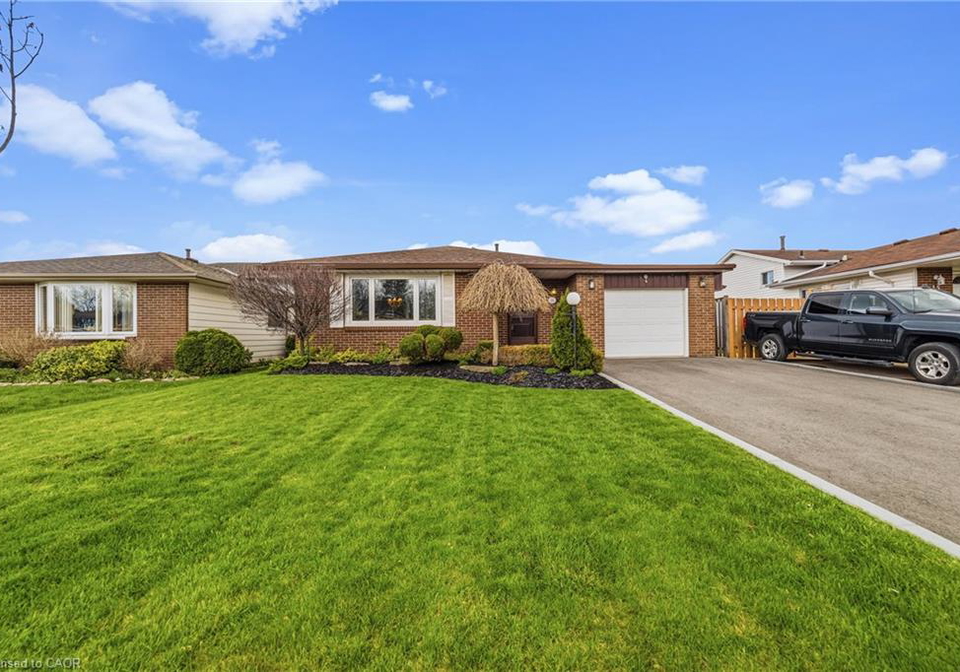 31-leduc-street-w-hamilton-ontario-40820072