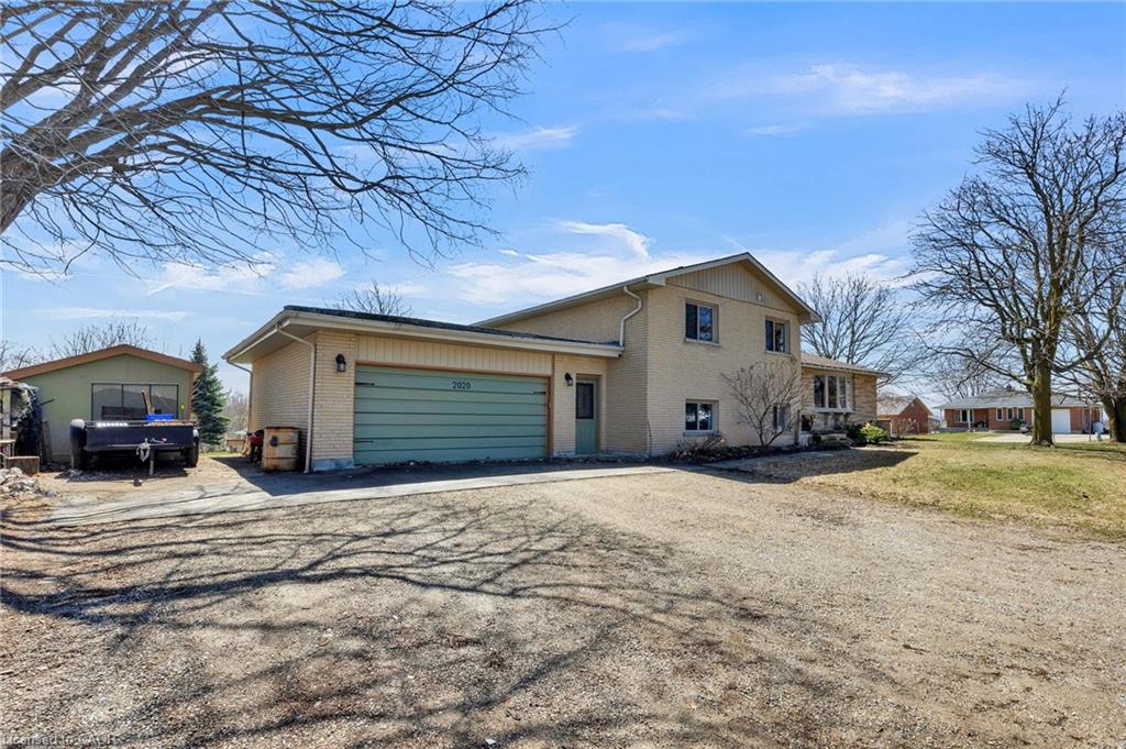 2020-william-street-gorrie-ontario-40820118