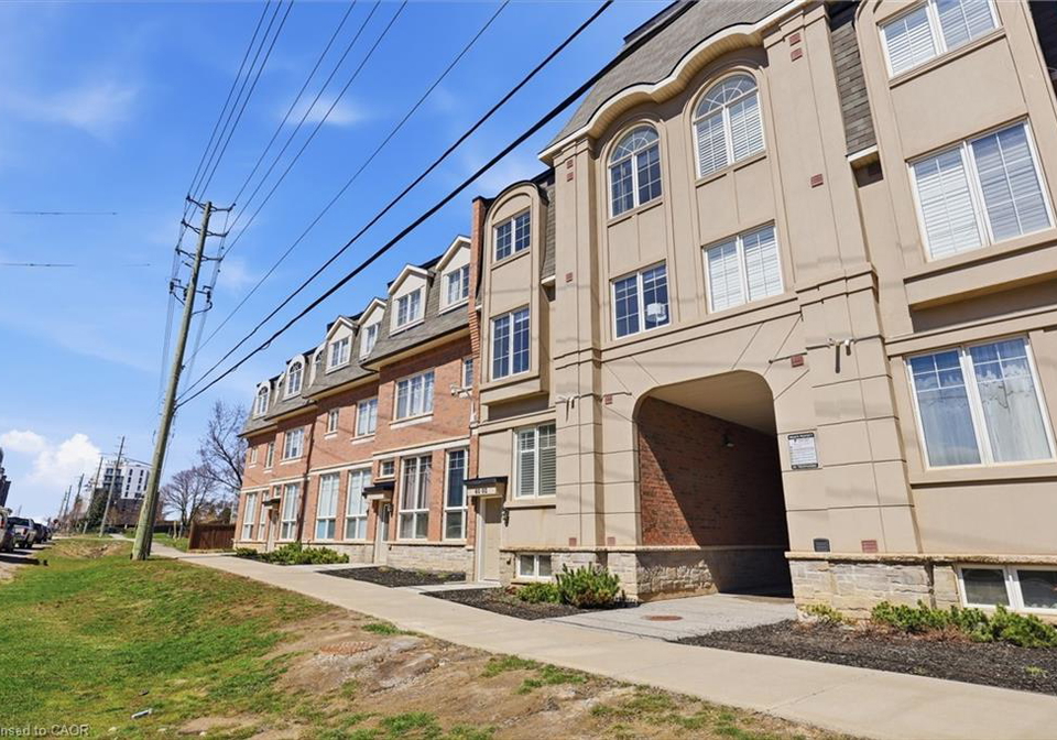 02-2420-baronwood-drive-oakville-ontario-40820142