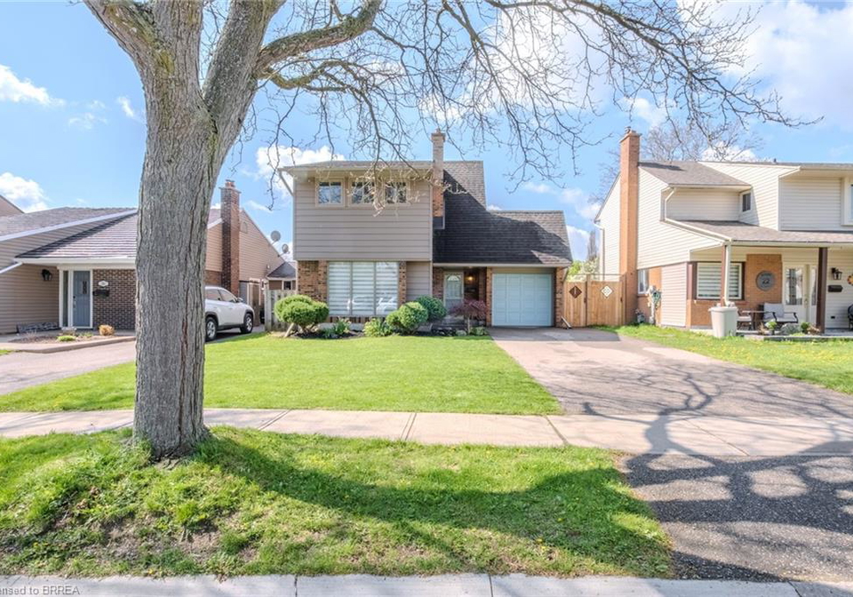 24-hallmark-street-brantford-ontario-40820145