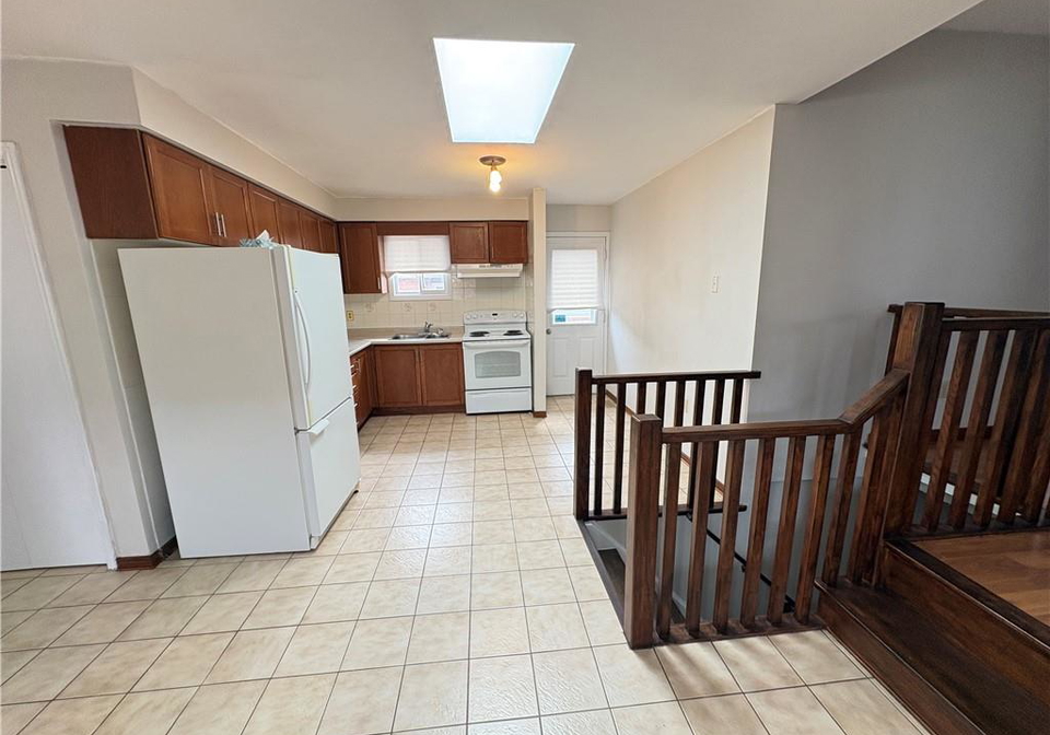 358-templemead-drive-hamilton-ontario-40820152