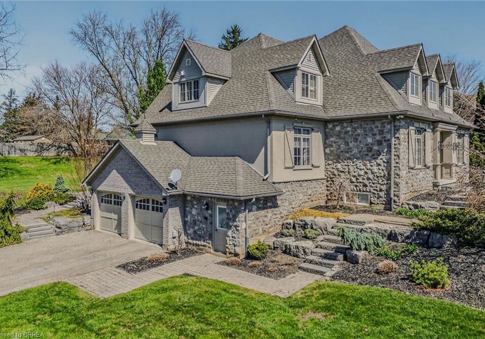9-rue-chateaux-terrace-brantford-ontario-40820168