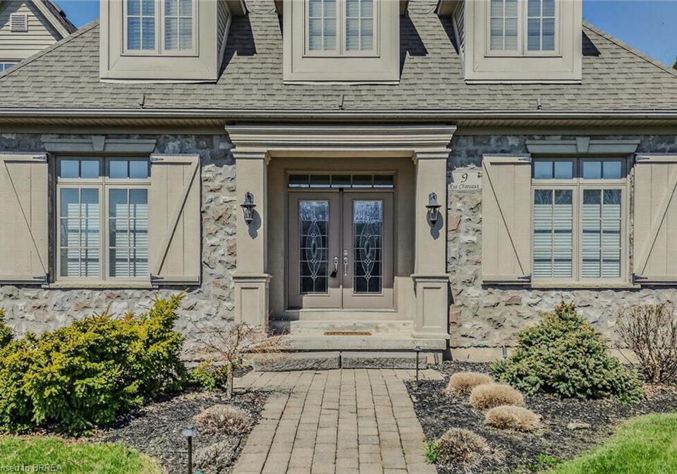 9-rue-chateaux-terrace-brantford-ontario-40820168