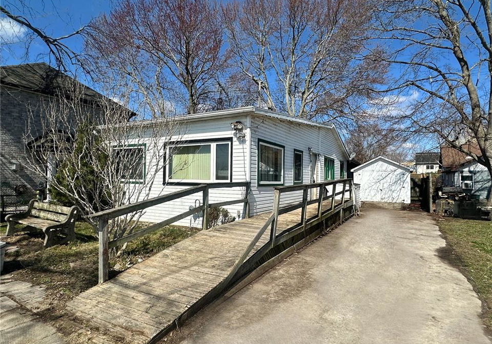 2483-north-shore-drive-lowbanks-ontario-40820176