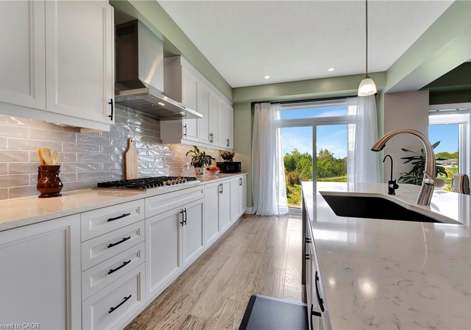 32-faith-street-cambridge-ontario-40820196