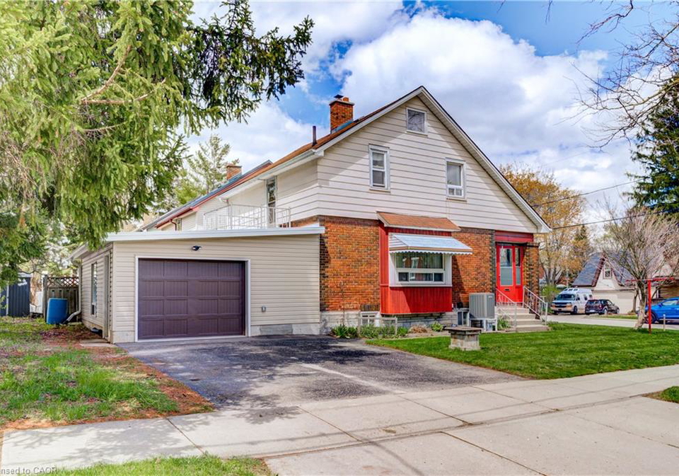 111-simeon-street-kitchener-ontario-40820214