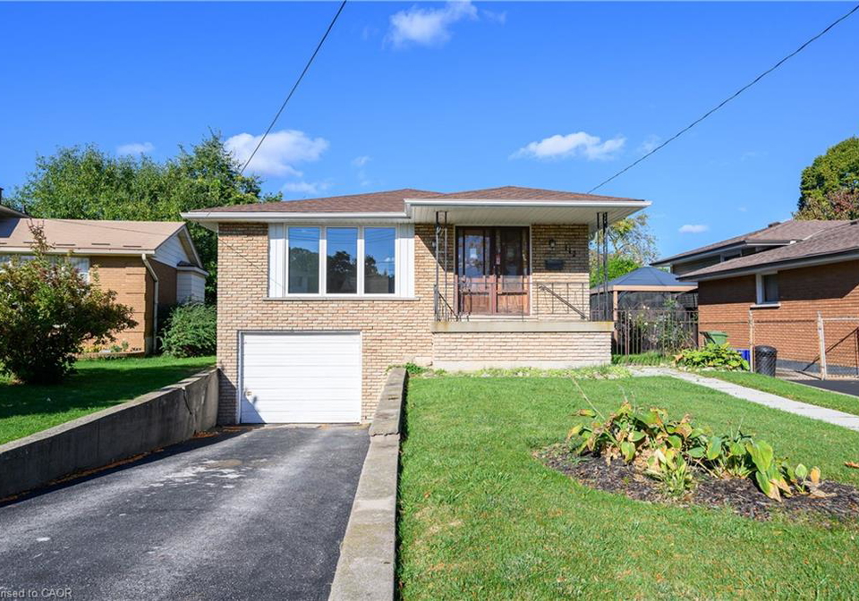 112-purdy-crescent-hamilton-ontario-40820219