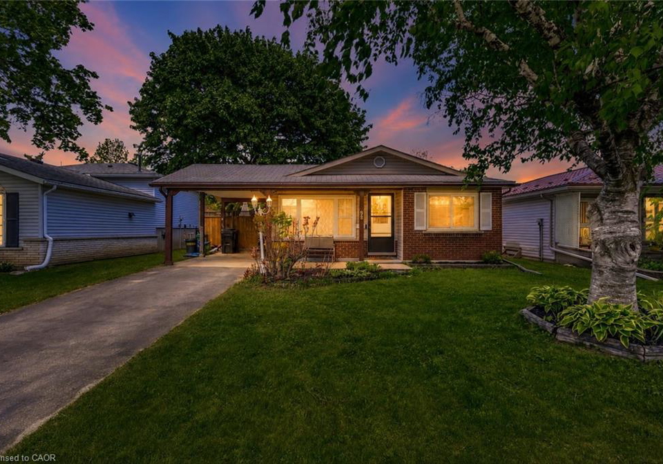 98-belwood-crescent-kitchener-ontario-40820249