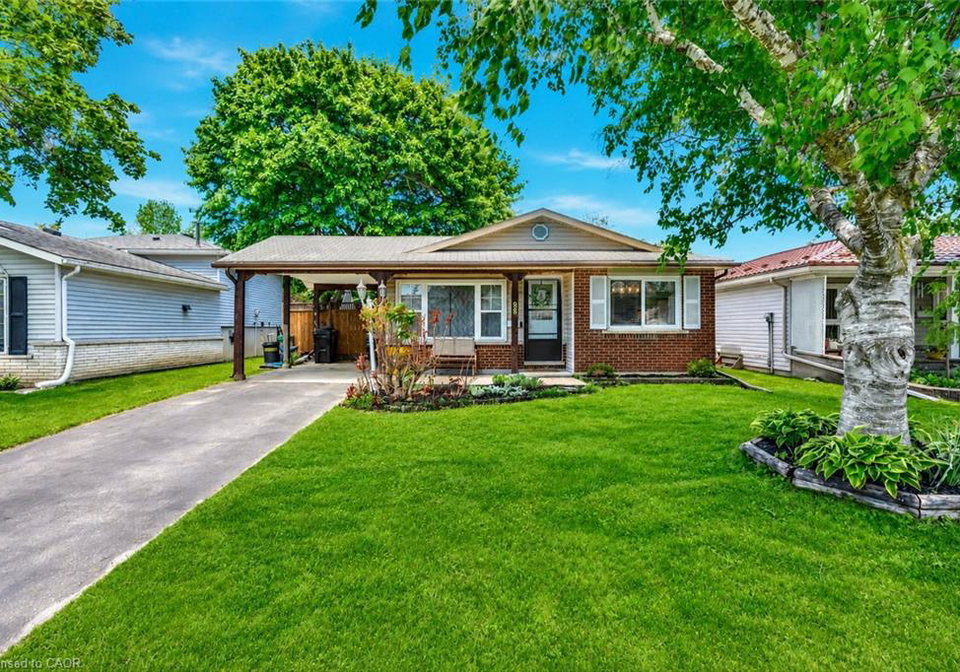 98-belwood-crescent-kitchener-ontario-40820249