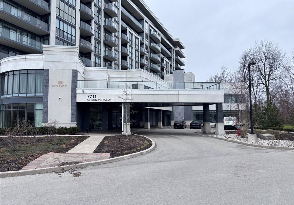 7711-green-vista-gate-niagara-falls-ontario-40820272