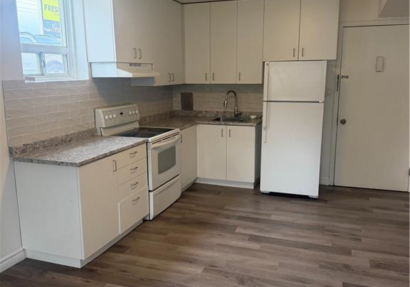 1576-barton-street-e-hamilton-ontario-40820323
