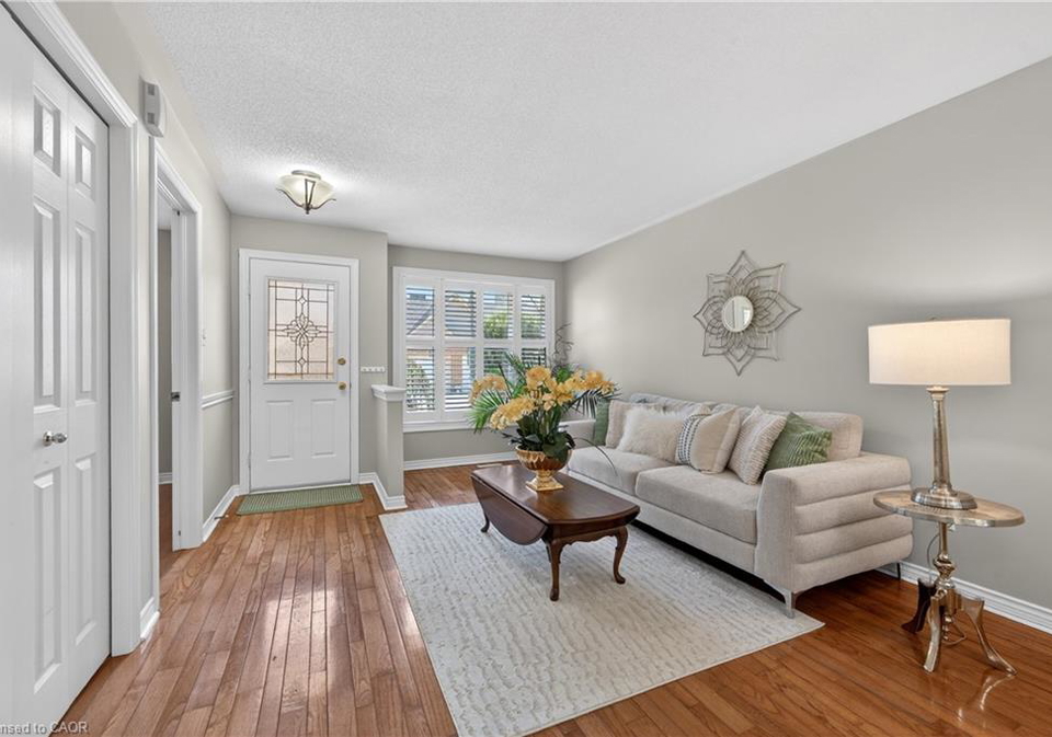 165-main-street-e-grimsby-ontario-40820335