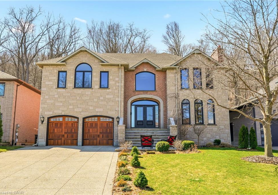 82-maple-drive-stoney-creek-ontario-40820363