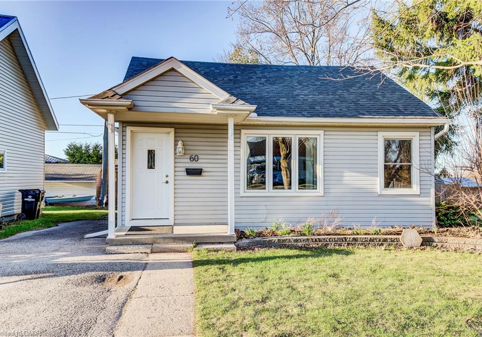 60-riverside-drive-w-elmira-ontario-40820368