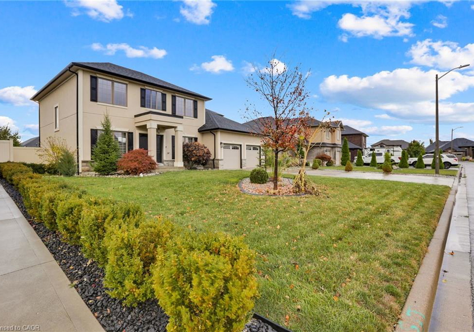 212-jasmine-drive-lakeshore-ontario-40820387