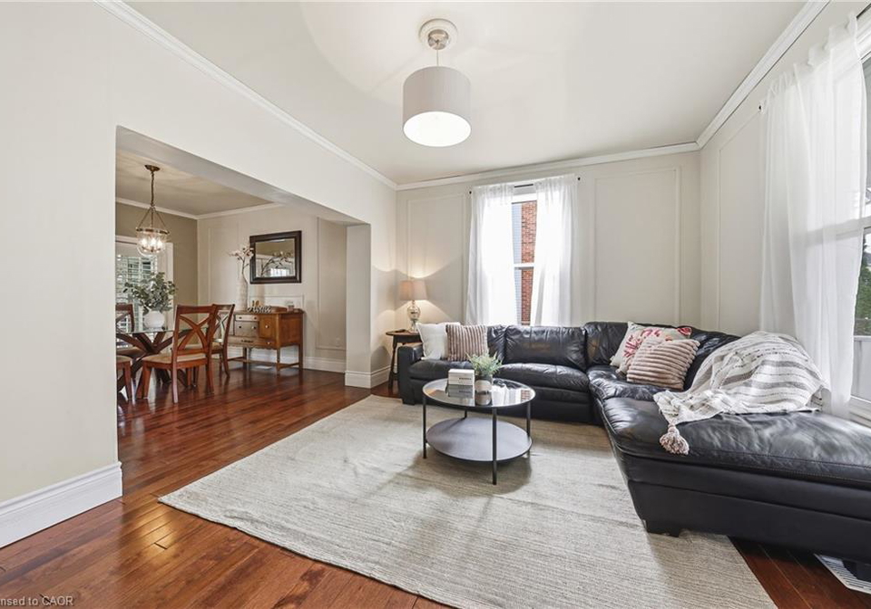 30-grand-avenue-caledonia-ontario-40820474