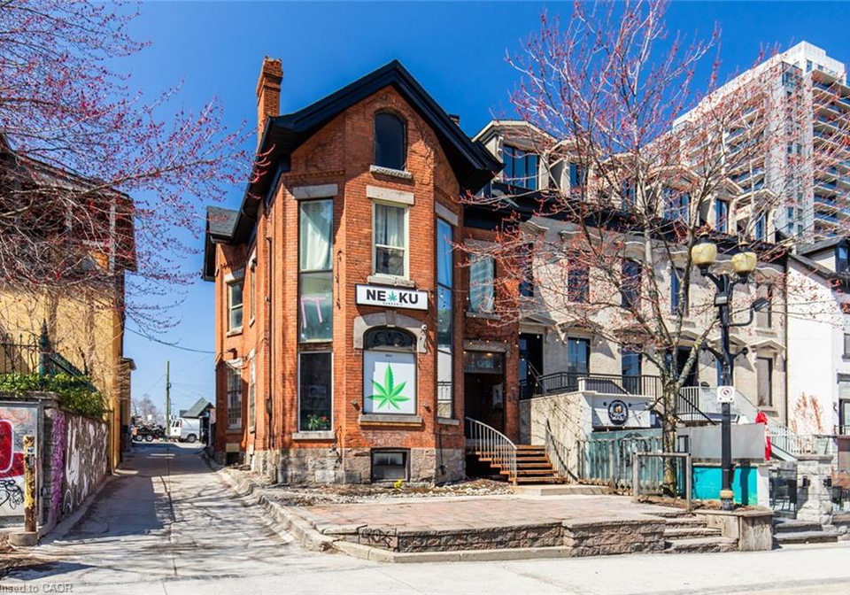 38-hess-street-s-hamilton-ontario-40820497