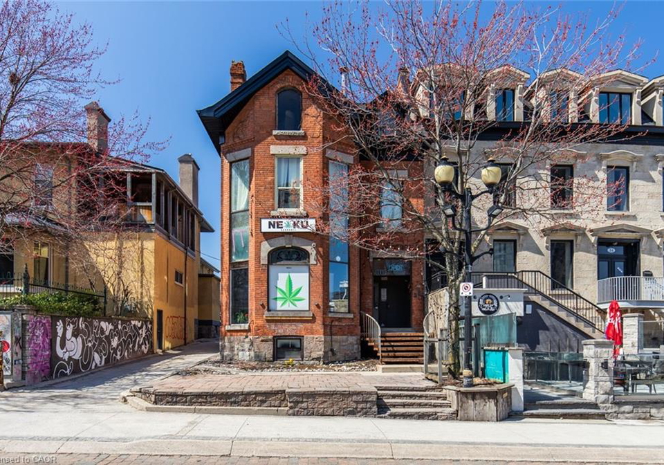 38-hess-street-s-hamilton-ontario-40820497