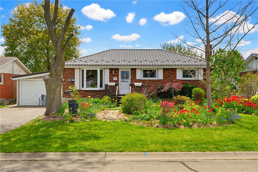 12-mccammon-street-paris-ontario-40820567