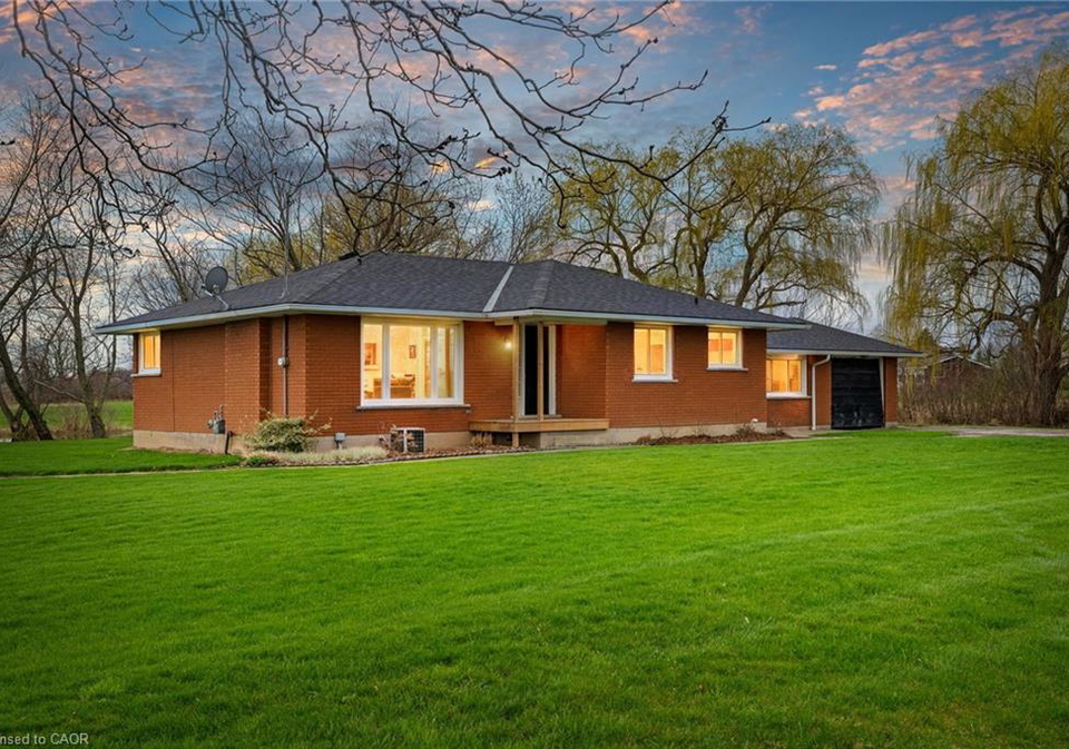 2223-hall-road-binbrook-ontario-40820570