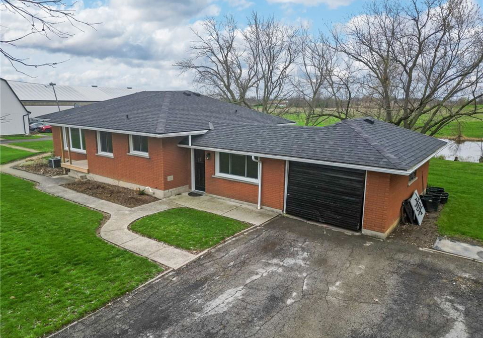 2223-hall-road-binbrook-ontario-40820570