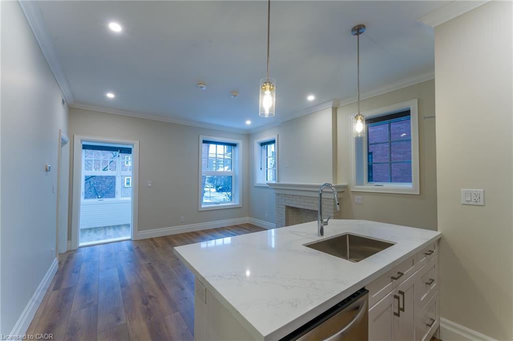 100-charlton-avenue-w-hamilton-ontario-40820573