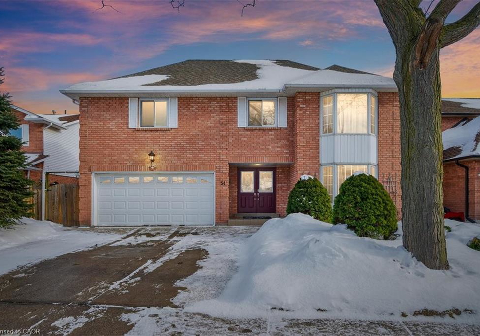 54-goldcrest-drive-stoney-creek-ontario-40820616