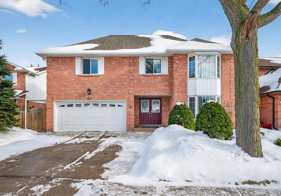 54-goldcrest-drive-stoney-creek-ontario-40820616