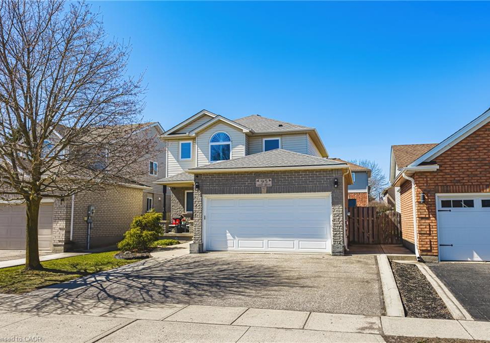 95-light-drive-cambridge-ontario-40820624