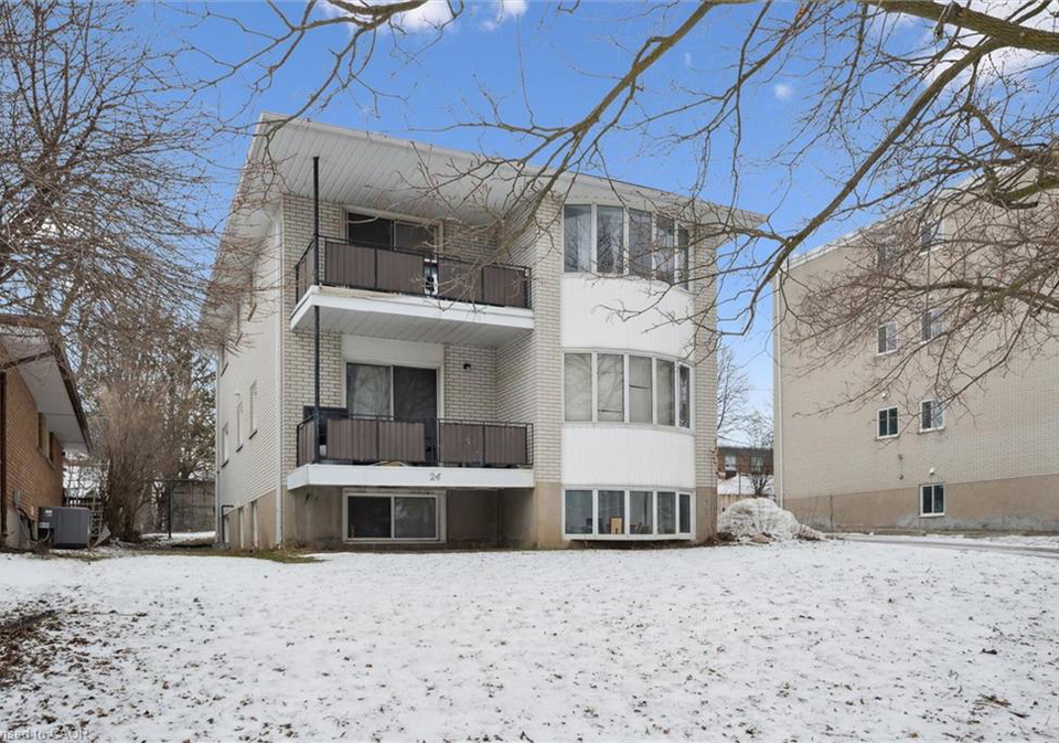 24-austin-drive-waterloo-ontario-40820660