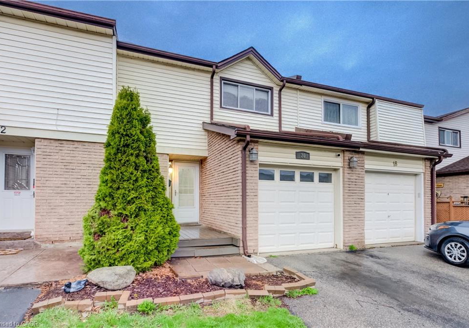 20-westmount-mews-cambridge-ontario-40820695