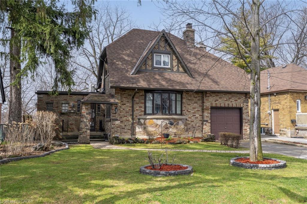 10-landour-avenue-york-ontario-40820709