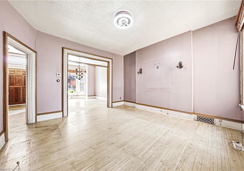 116-catharine-street-s-hamilton-ontario-40820730