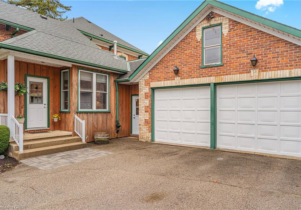 24-queensway-drive-st-jacobs-ontario-40820732