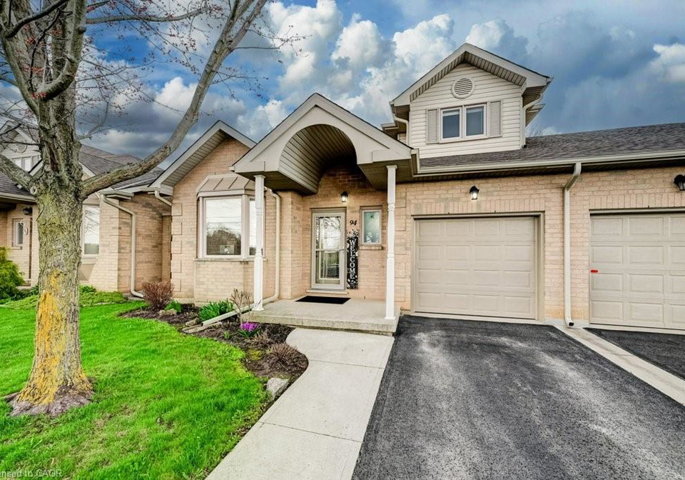 94-greentrail-drive-mount-hope-ontario-40820806