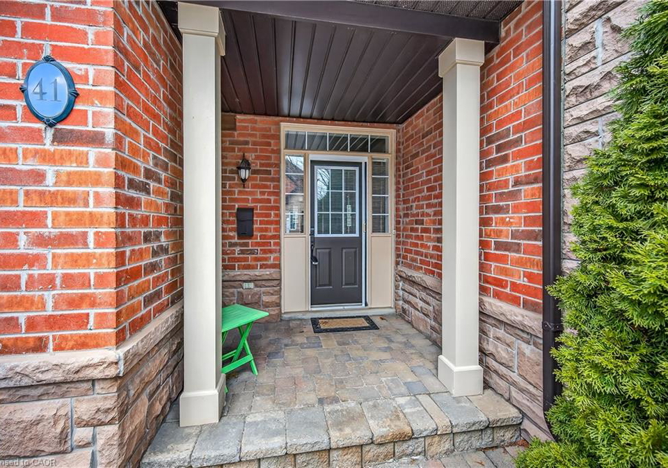 300-ravineview-way-oakville-ontario-40820815