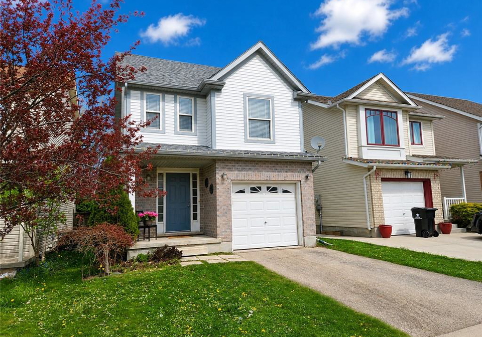 712-angler-way-waterloo-ontario-40820857