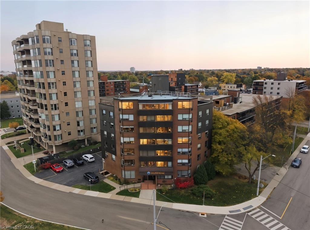 166-mountain-park-avenue-hamilton-ontario-40820878