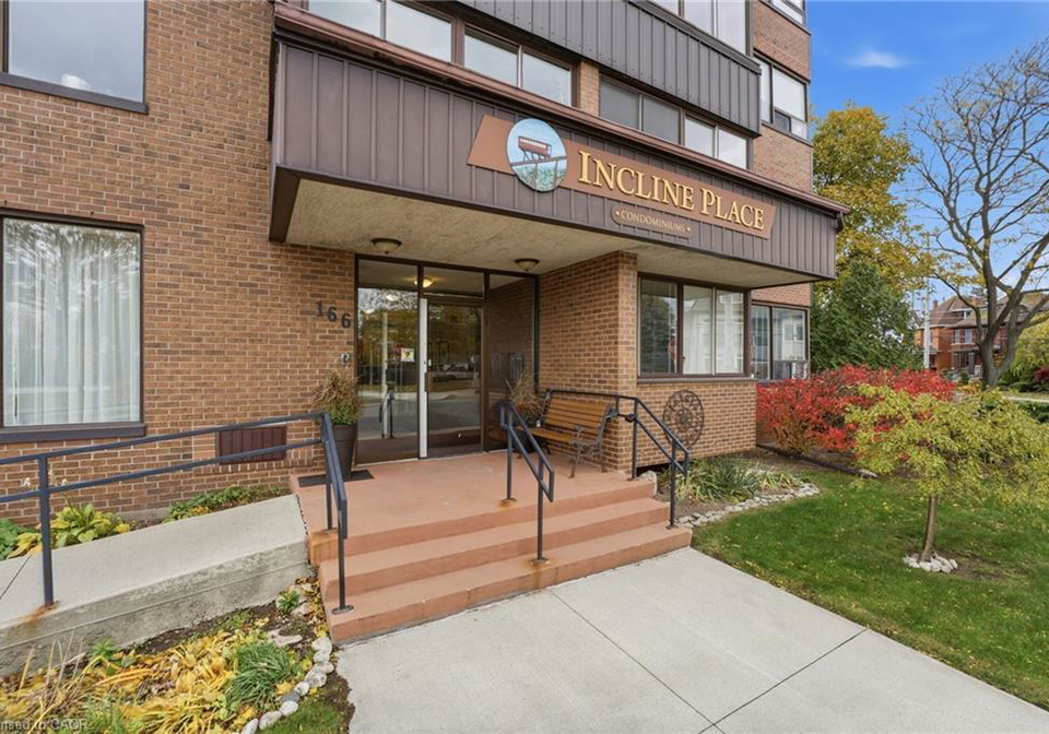 166-mountain-park-avenue-hamilton-ontario-40820878