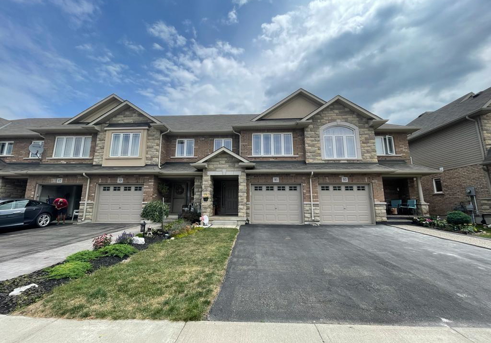 91-celestial-crescent-stoney-creek-ontario-40820881