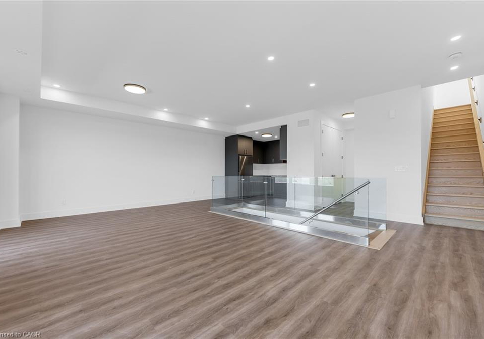 146-everett-common-st-catharines-ontario-40820892