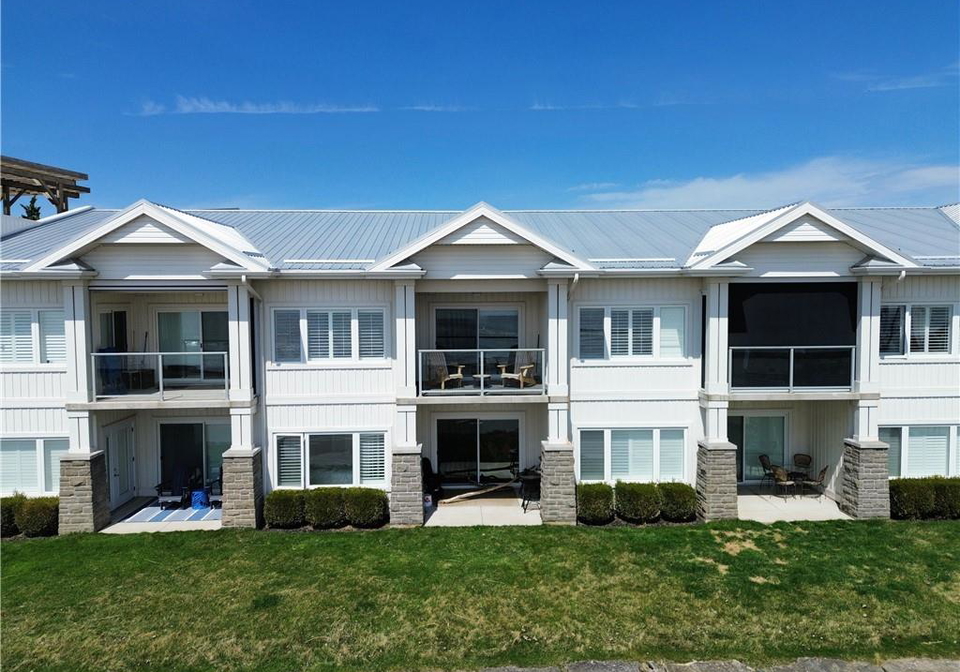 12-erie-boulevard-long-point-ontario-40820900