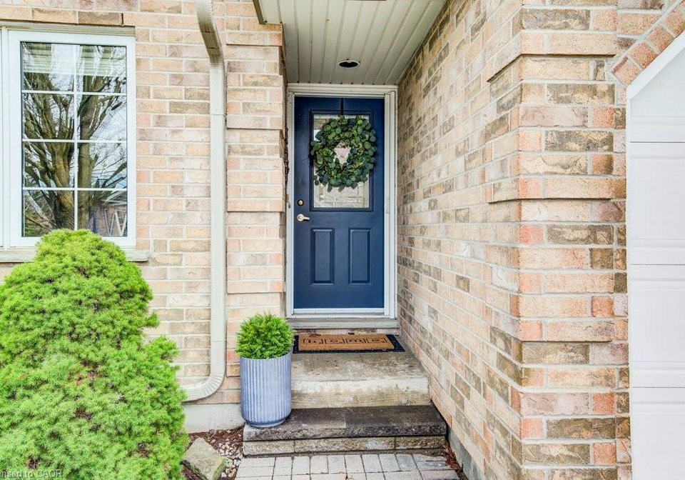 1198-swan-street-ayr-ontario-40820918